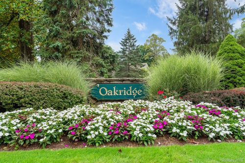 156 Stone Mdw, South Salem, NY, 10590-2412 | Card Image