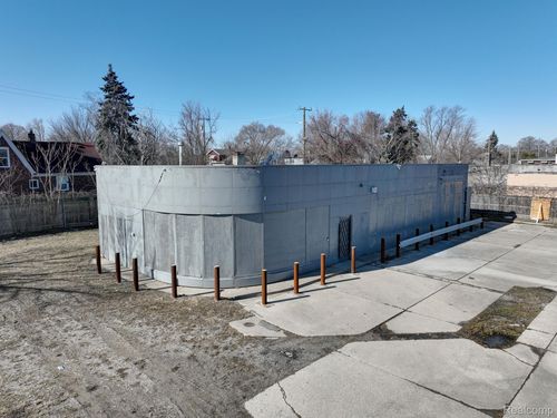 10301 Whittier St, Detroit, MI, 48224-1708 | Card Image