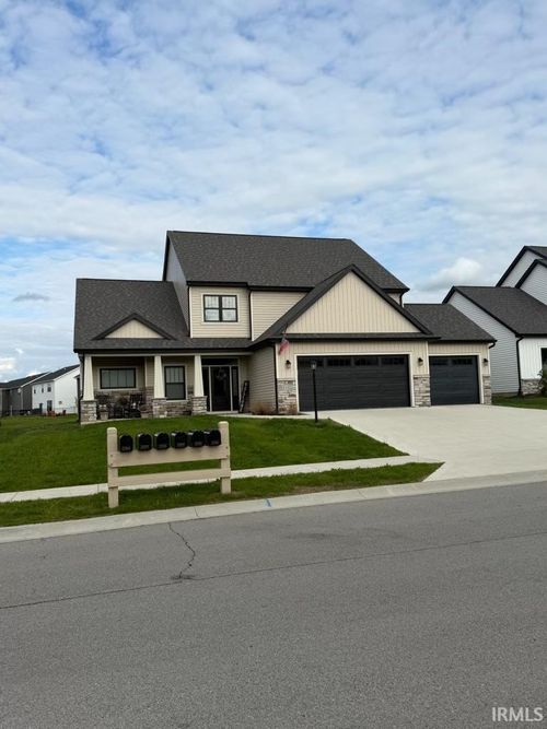 17192 Hillsong Ln, Huntertown, IN, 46748-0237 | Card Image