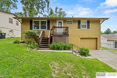 12249 T St, Omaha, NE, 68137-3433 | Card Image