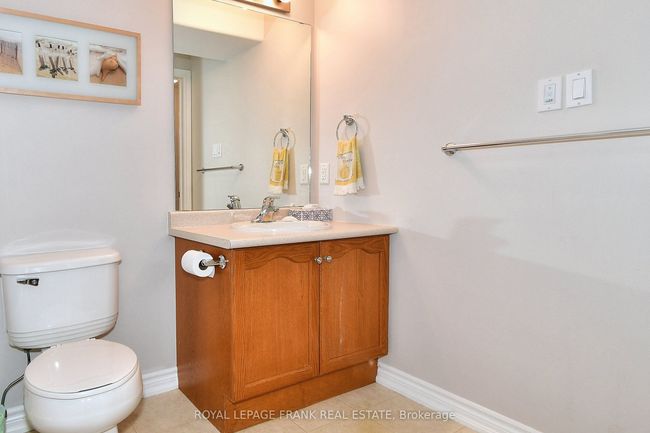 7 Village Cres, Condo with 3 bedrooms, 3 bathrooms and 1 parking in Peterborough ON | Image 25