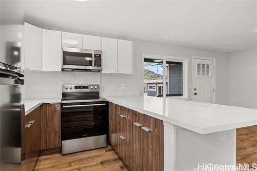 85-743 Kanapua Pl, Waianae, HI, 96792-2445 | Card Image