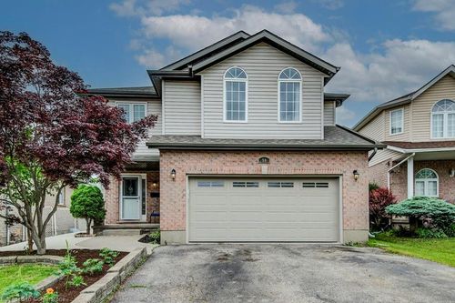 59 Highgate Rd, Kitchener, ON, N2N3M8 | Card Image