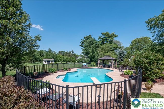 2307 Blackledge Dr, House other with 4 bedrooms, 5 bathrooms and null parking in Quakertown PA | Image 59