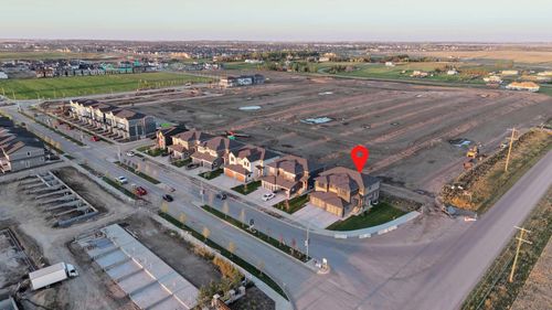 2337 Waterbury Rd, Home with 3 bedrooms, 3 bathrooms and 4 parking in Chestermere AB | Card Image