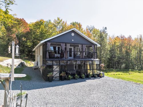 1435 Falkenburg Rd, Bracebridge, ON, P1L1X4 | Card Image