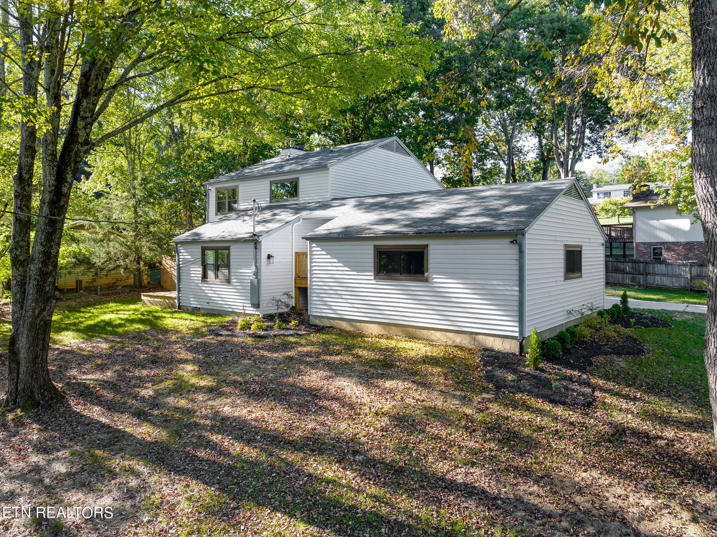 Blackwood Dr, Knoxville, TN 37923