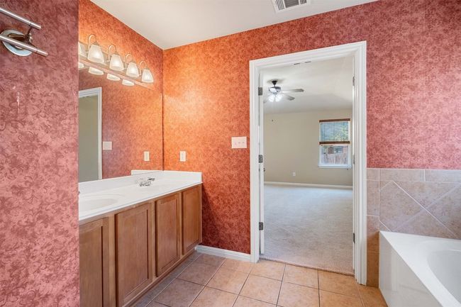 9400 Morgan Creek Dr, House other with 3 bedrooms, 2 bathrooms and null parking in Austin TX | Image 24