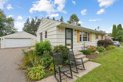 1306 Guthrie Ave N, Oakdale, MN, 55128-5911 | Card Image