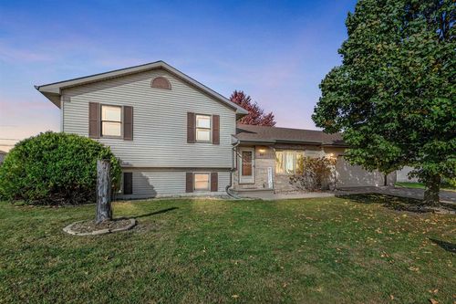 90 Kope Avenue, OSHKOSH, WI, 54901 | Card Image