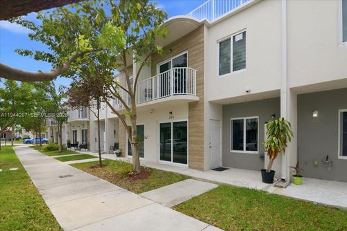 25874 Sw 144th Ct, Homestead, FL, 33032-5317 | Card Image