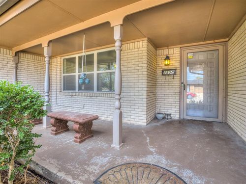 2908 N Tulsa Dr, Oklahoma City, OK, 73107-1326 | Card Image