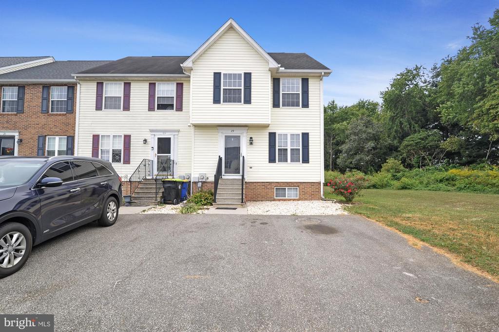 Holden Ct, Clayton, DE 19938