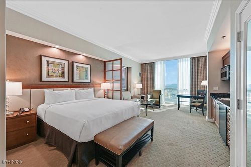 3304-125 E Harmon Ave, Las Vegas, NV, 89109-4501 | Card Image