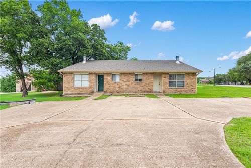 a-b-1203 April Bloom, College Station, TX, 77840-1807 | Card Image