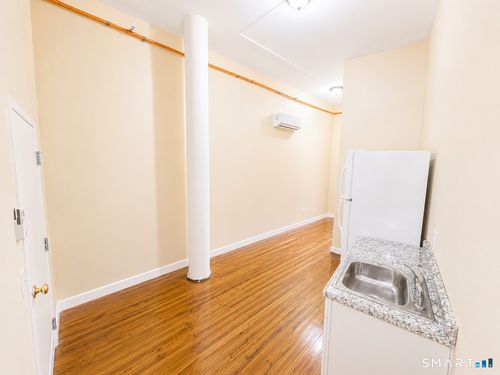 1f-105 Bank Street, Waterbury, CT, 06701 | Card Image