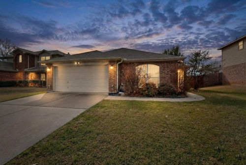 1220 Jackson Dr, Crowley, TX, 76036-4022 | Card Image