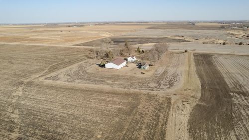2465 380th St, Spencer, IA, 51301-7538 | Card Image