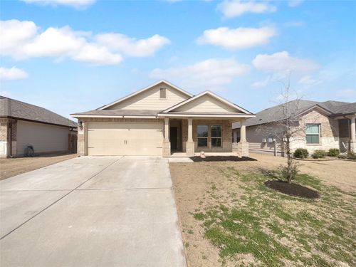 106 Lillian Dr, Taylor, TX, 76574-4532 | Card Image