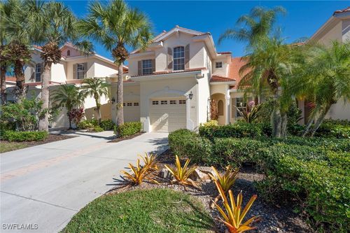 102-4690 Winged Foot Ct, NAPLES, FL, 34112-8422 | Card Image
