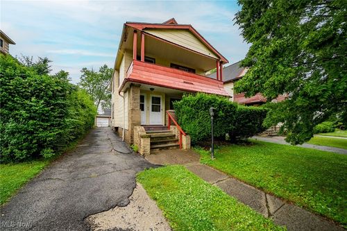 2196 Wascana Ave, Lakewood, OH, 44107-6149 | Card Image