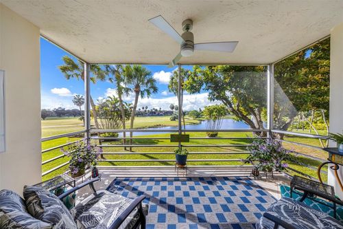 210-3980 Oaks Clubhouse Dr, Pompano Beach, FL, 33069-3684 | Card Image
