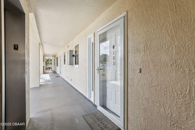 APT-103 - 446 Bouchelle Dr, Condo with 2 bedrooms, 2 bathrooms and null parking in NEW SMYRNA BEACH FL | Image 4