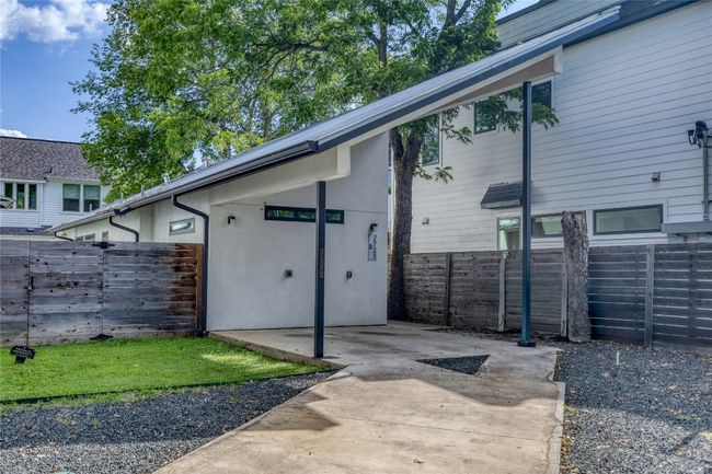 B - 2723 Lyons Rd, House other with 2 bedrooms, 2 bathrooms and 2 parking in Austin TX | Image 23
