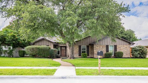 3329 Fontaine St, Plano, TX, 75075-6214 | Card Image