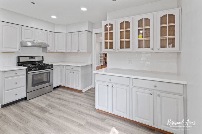902 W Downer Pl, House other with 2 bedrooms, 2 bathrooms and 1 parking in Aurora IL | Image 7