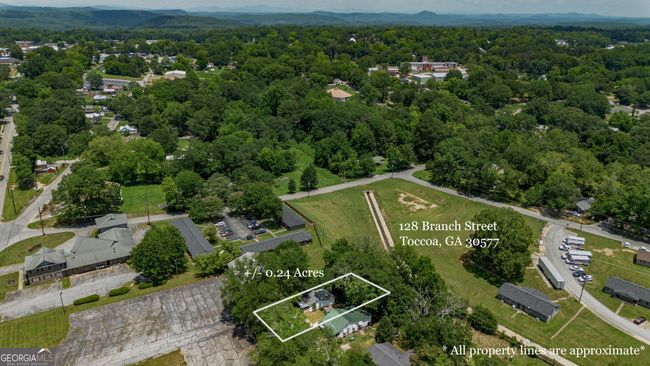 128 Branch St, House other with 2 bedrooms, 2 bathrooms and 4 parking in Toccoa GA | Image 38