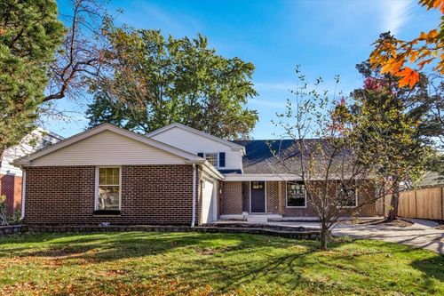 3123 N Stratford Rd, Arlington Heights, IL, 60004-1747 | Card Image