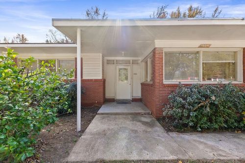 1904 W Pinecrest Dr, Marshall, TX, 75670-6942 | Card Image