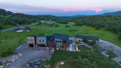 20760 76 Ranch Rd, Sturgis, SD, 57785-6967 | Card Image