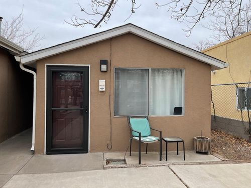 917 Headingly Ave, Albuquerque, NM, 87107-3526 | Card Image