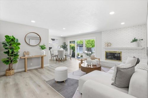 7733 Lilac Way, Cupertino, CA, 95014-4208 | Card Image