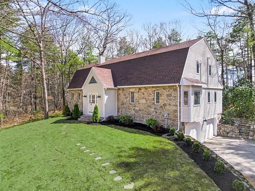 8 Donna Pass, Hopkinton, MA, 01748-1542 | Card Image