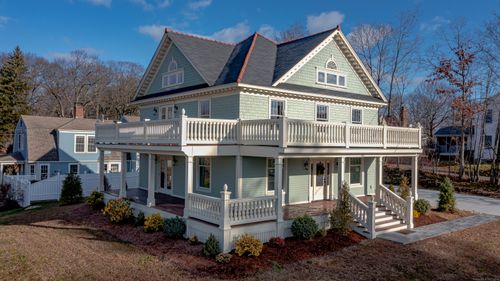 193 Woodland St, Bristol, CT, 06010-5267 | Card Image
