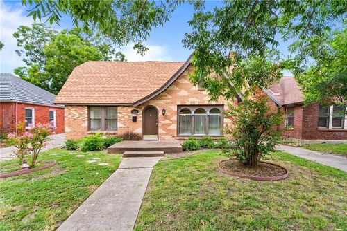 533 Naples St, Corpus Christi, TX, 78404-2909 | Card Image