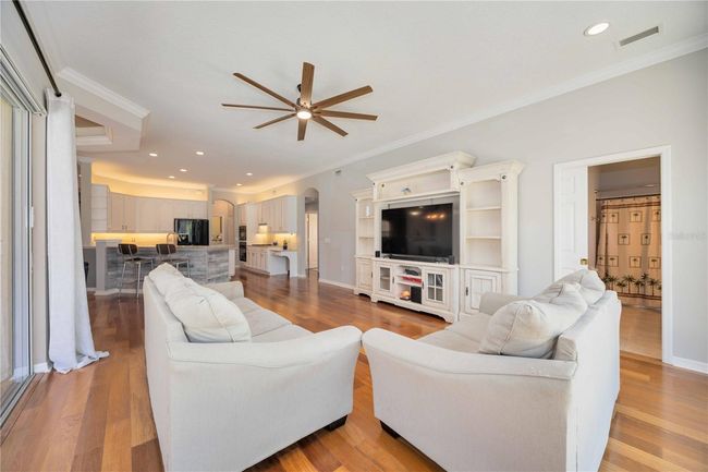 6453 Indigo Bunting Pl, House other with 5 bedrooms, 4 bathrooms and null parking in LAKEWOOD RANCH FL | Image 18
