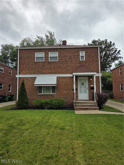 472 E 222nd St, Euclid, OH, 44123-2063 | Card Image