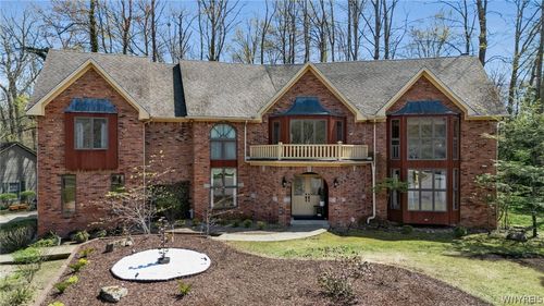 7 Deer Run Ct, Amherst, NY, 14221-1849 | Card Image