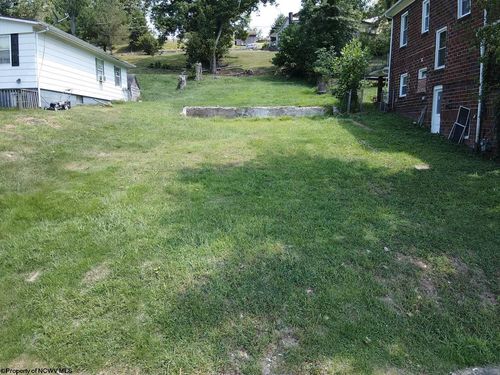 501 Braxton St, Gassaway, WV, 26624-1203 | Card Image