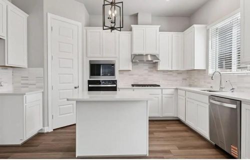 2200 King Mackerel Dr, Kemah, TX, 77565-2584 | Card Image