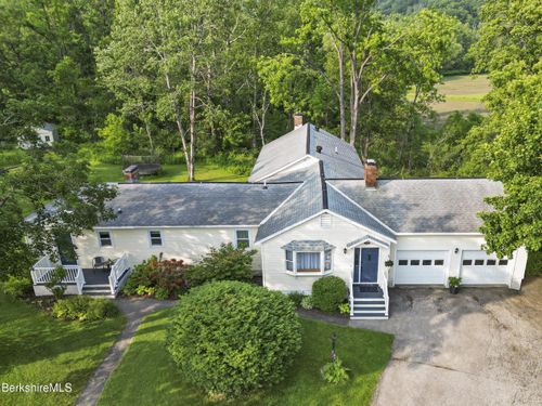 108 Berkshire Dr, Williamstown, MA, 01267-2520 | Card Image