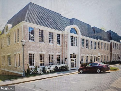 ste-102a-3927 Blenheim Blvd, FAIRFAX, VA, 22030-2422 | Card Image