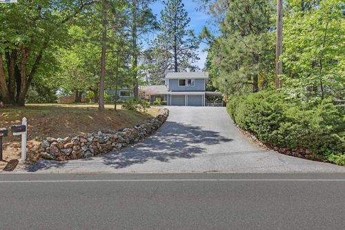 16261 Patricia Way, Grass Valley, CA, 95949-7224 | Card Image