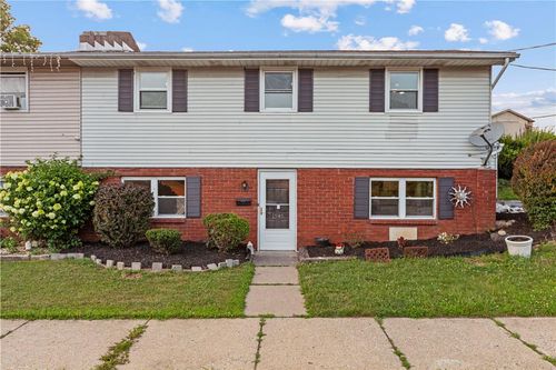 1545 W Tremont St, Allentown, PA, 18102-1046 | Card Image