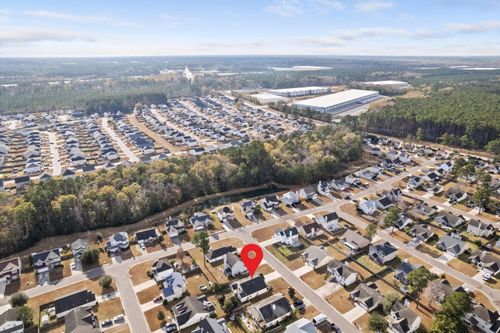 285 Westbrooke Rd, Summerville, SC, 29486-8355 | Card Image