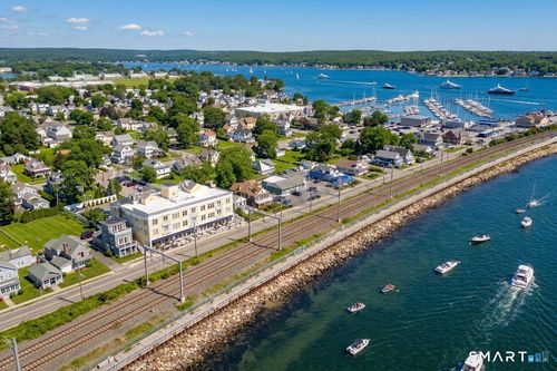 305-185 Main St, Niantic, CT, 06357-3208 | Card Image